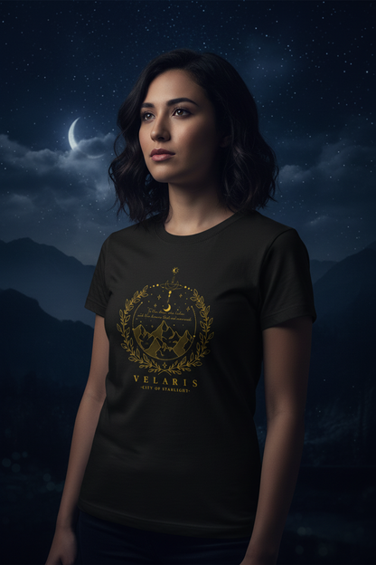T-shirt Velaris ACOTAR – lifestyle nera